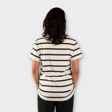Cargar imagen en el visor de la galería, Camiseta Blanca con Rayas Negras