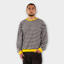 Cargar imagen en el visor de la galería, Buzo Oversize de Rayas Negras y Blancas Unisex