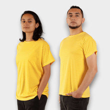 Cargar imagen en el visor de la galería, Camiseta Amarilla de Rayas Blancas