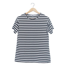 Cargar imagen en el visor de la galería, Camiseta de Rayas Negras y Blancas