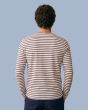 Cargar imagen en el visor de la galería, Buzo de Rayas Vinotinto, Azul y Blancas para Hombre - Espalda
