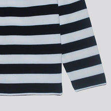 Cargar imagen en el visor de la galería, Buzo_de_rayas_Negras_y_Blancas_Manga
