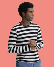 Cargar imagen en el visor de la galería, Buzo de rayas negras y blancas para hombre
