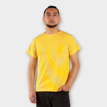 Cargar imagen en el visor de la galería, Camiseta Amarilla de Rayas Blancas para hombre
