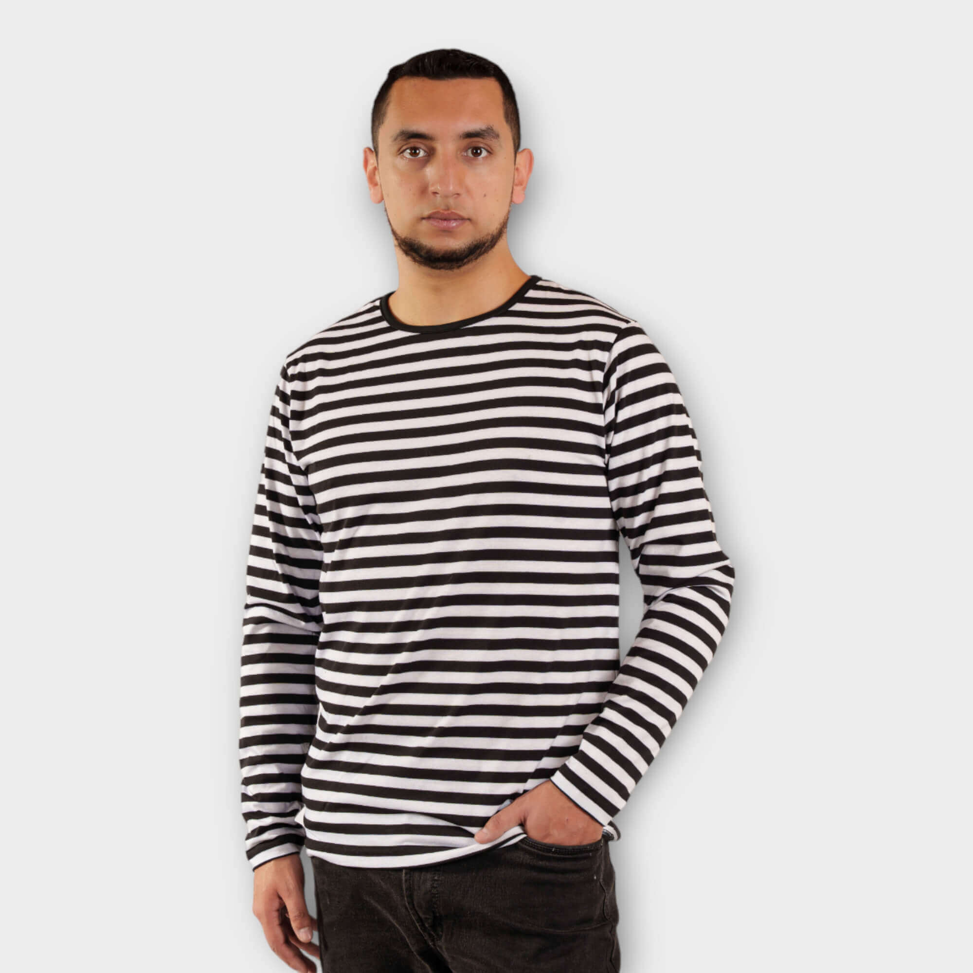 Buzo de rayas Negras y Blancas para Hombre