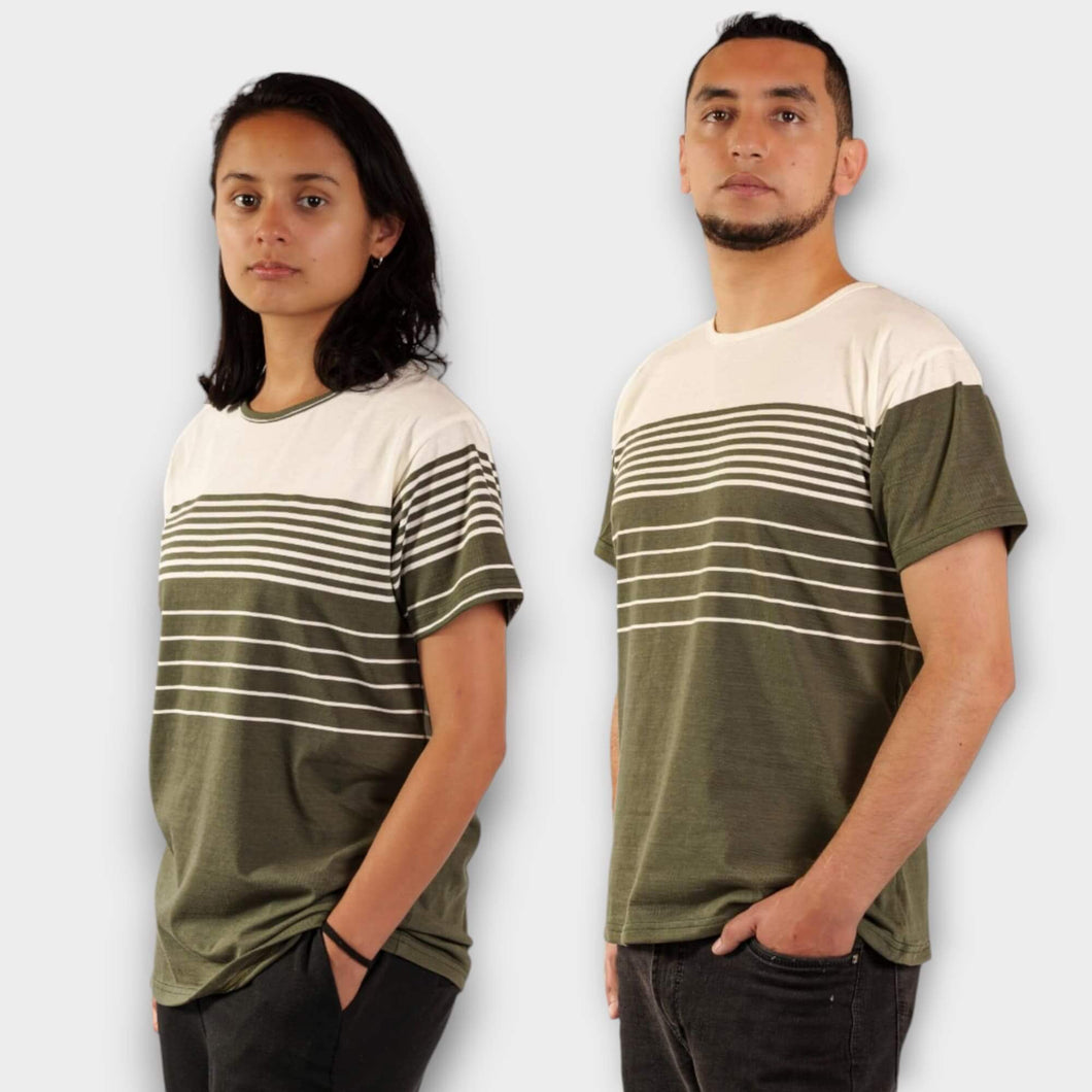 Camiseta de Rayas Verde Militar y Blancas Hueso para Hombre y Mujer.